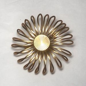 3D Gold Flower Brooch